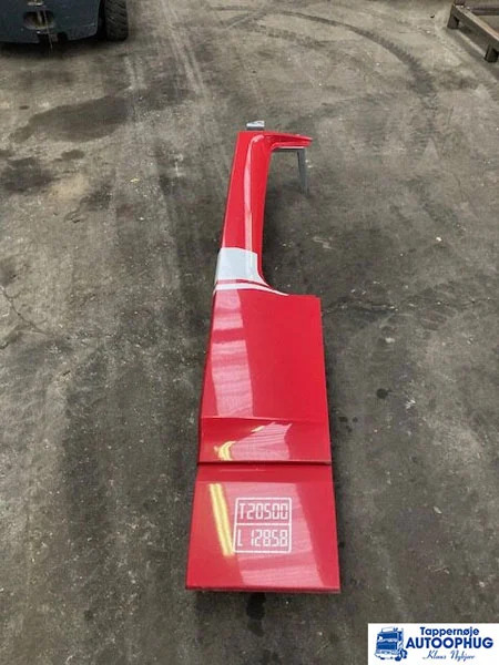 DAF Spoiler – DAF 1836001 - Carrosserie en exterieur voor Vrachtwagen: afbeelding 1 DAF Spoiler – DAF 1836001 - Carrosserie en exterieur voor Vrachtwagen: afbeelding 1