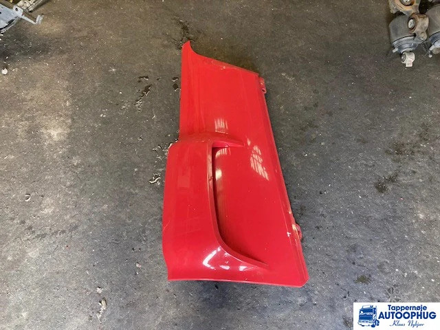 DAF corner spoiler – DAF 2114705 - Carrosserie en exterieur voor Vrachtwagen: afbeelding 1 DAF corner spoiler – DAF 2114705 - Carrosserie en exterieur voor Vrachtwagen: afbeelding 1