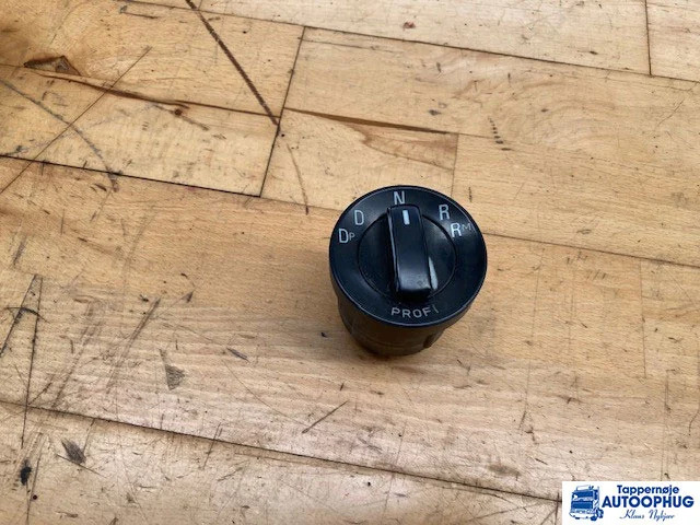 MAN Gearvælger – MAN 81-25525-0245 - Elektrisch systeem voor Vrachtwagen: afbeelding 1 MAN Gearvælger – MAN 81-25525-0245 - Elektrisch systeem voor Vrachtwagen: afbeelding 1