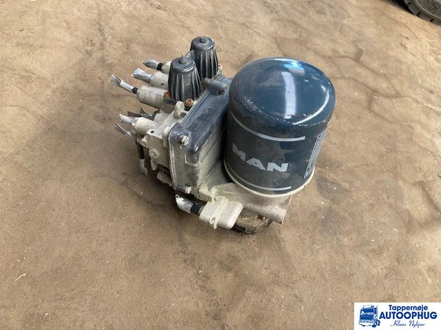 MAN Lufttørrer – MAN 81.52108-6028 - Elektrisch systeem voor Vrachtwagen: afbeelding 2 MAN Lufttørrer – MAN 81.52108-6028 - Elektrisch systeem voor Vrachtwagen: afbeelding 2