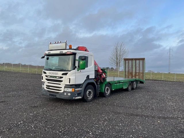 Scania P450 8X2*6 Knæklad + Kran HMF1820 – Machinetransporter - Autovrachtwagen vrachtwagen, Kraanwagen: afbeelding 1 Scania P450 8X2*6 Knæklad + Kran HMF1820 – Machinetransporter - Autovrachtwagen vrachtwagen, Kraanwagen: afbeelding 1