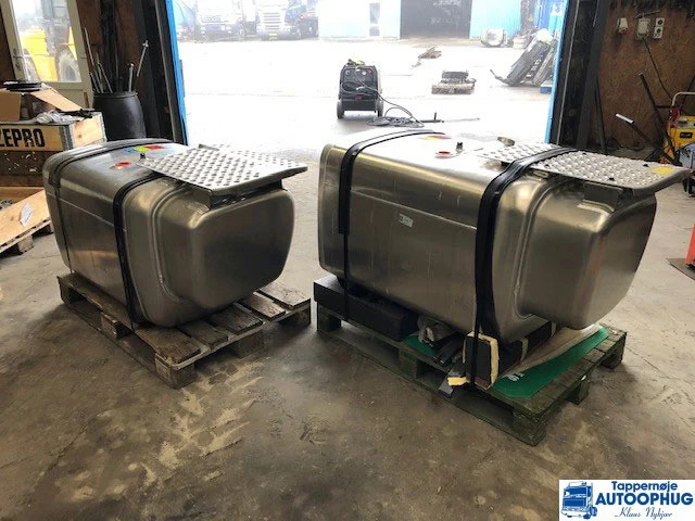 Scania Tank 540 P/N: 2132703 - Brandstoftank voor Vrachtwagen: afbeelding 1 Scania Tank 540 P/N: 2132703 - Brandstoftank voor Vrachtwagen: afbeelding 1