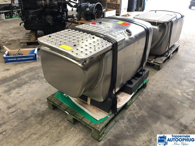 Scania Tank 540 P/N: 2132703 - Brandstoftank voor Vrachtwagen: afbeelding 5 Scania Tank 540 P/N: 2132703 - Brandstoftank voor Vrachtwagen: afbeelding 5
