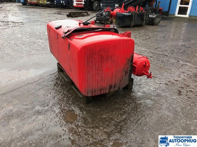 Scania brændstoftank 700L P/N: 1871192 / 1517309 - Brandstoftank voor Vrachtwagen: afbeelding 4 Scania brændstoftank 700L P/N: 1871192 / 1517309 - Brandstoftank voor Vrachtwagen: afbeelding 4