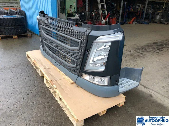 Volvo FH4 Front / Kofanger - Carrosserie en exterieur voor Vrachtwagen: afbeelding 2 Volvo FH4 Front / Kofanger - Carrosserie en exterieur voor Vrachtwagen: afbeelding 2