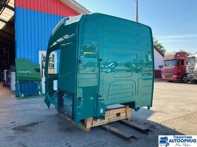 Volvo FH4 førerhus / cabine / CAP HI 215 - Carrosserie en exterieur voor Vrachtwagen: afbeelding 3 Volvo FH4 førerhus / cabine / CAP HI 215 - Carrosserie en exterieur voor Vrachtwagen: afbeelding 3