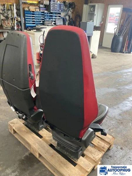Volvo Sæde RH Volvo 82201655 - Cabine en interieur voor Vrachtwagen: afbeelding 4 Volvo Sæde RH Volvo 82201655 - Cabine en interieur voor Vrachtwagen: afbeelding 4