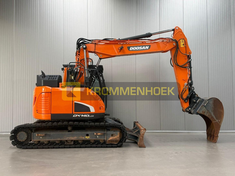 Doosan DX 140 LCR-5 Oilquick - Rupsgraafmachine: afbeelding 5 Doosan DX 140 LCR-5 Oilquick - Rupsgraafmachine: afbeelding 5