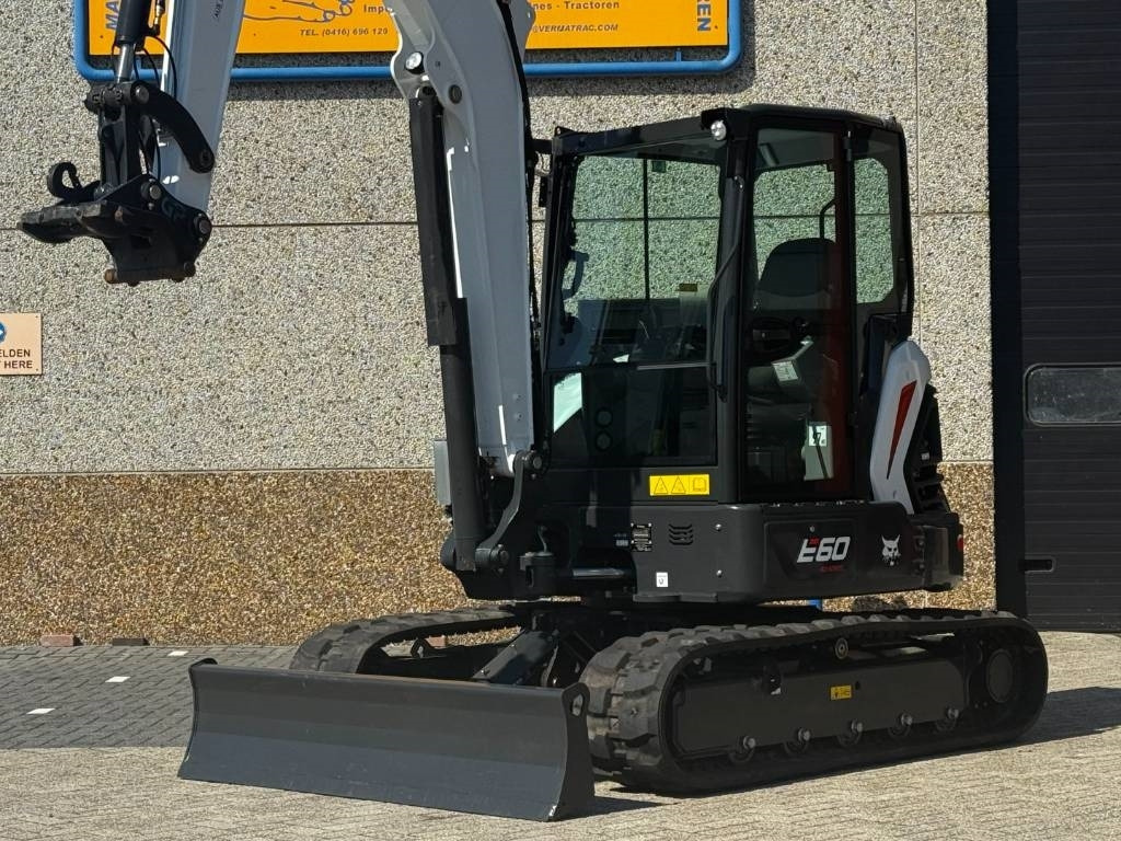 Bobcat E60 R2, 2024, 54 hours!! - Minigraafmachine: afbeelding 3 Bobcat E60 R2, 2024, 54 hours!! - Minigraafmachine: afbeelding 3