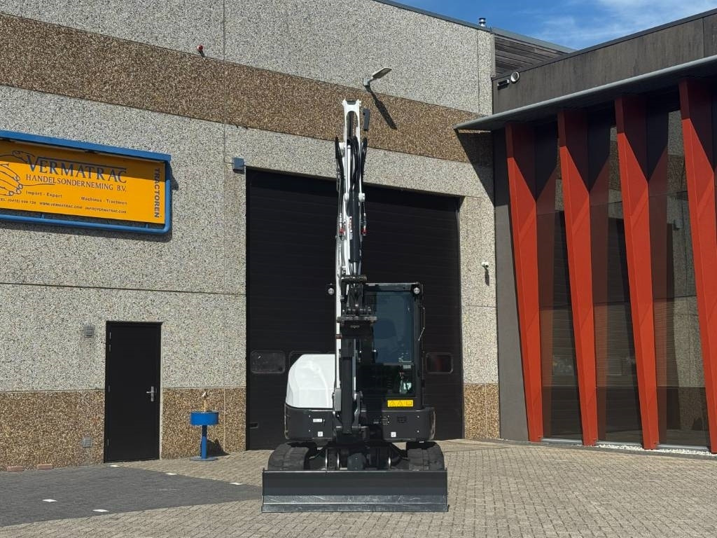 Bobcat E60 R2, 2024, 54 hours!! - Minigraafmachine: afbeelding 4 Bobcat E60 R2, 2024, 54 hours!! - Minigraafmachine: afbeelding 4