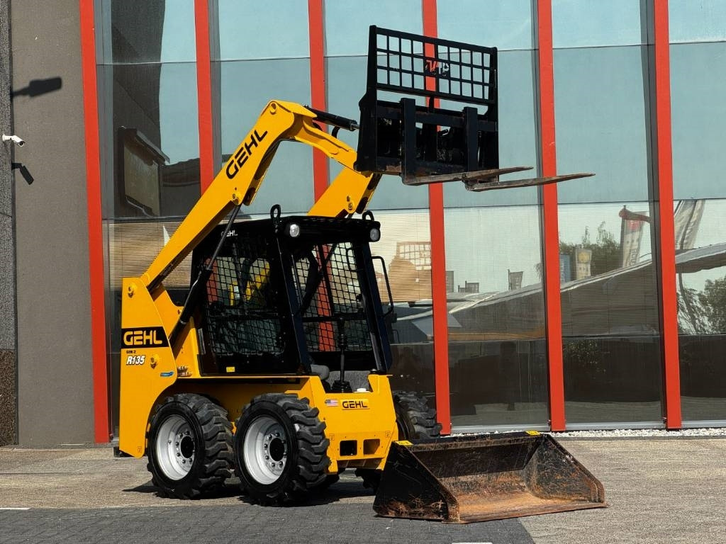 Gehl R135 / Mantitou 1350R, 2022, 115 hours! - Minigraafmachine: afbeelding 4 Gehl R135 / Mantitou 1350R, 2022, 115 hours! - Minigraafmachine: afbeelding 4