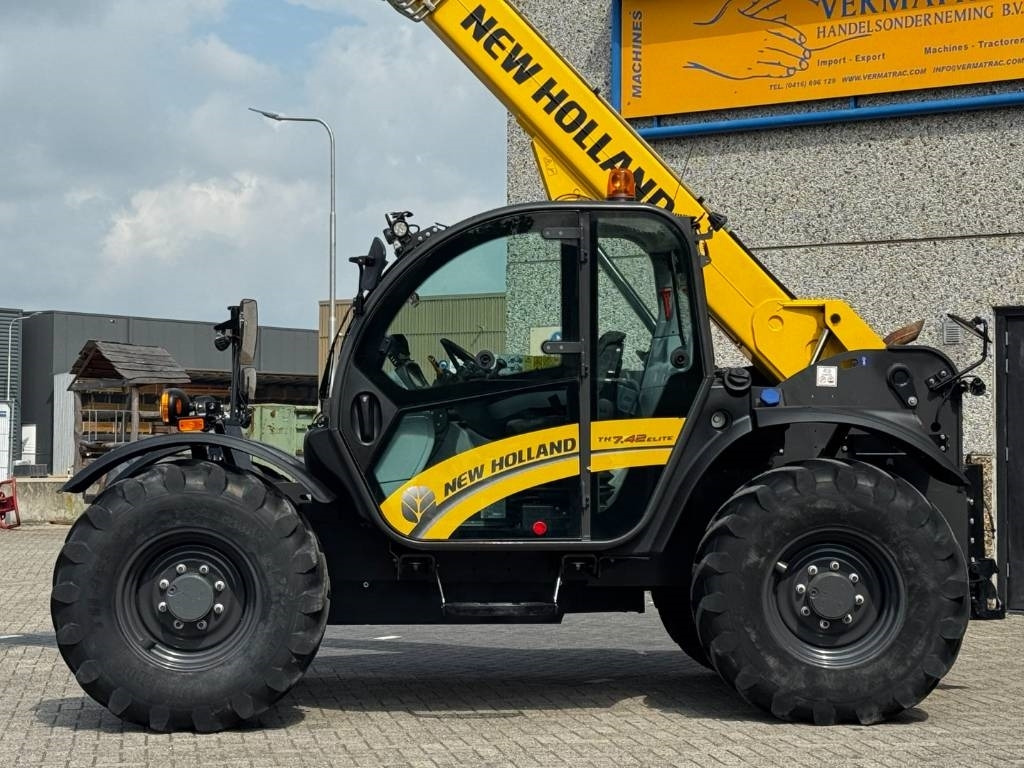 New Holland TH7.42, airco, 1951 hours! - Verreiker: afbeelding 3 New Holland TH7.42, airco, 1951 hours! - Verreiker: afbeelding 3