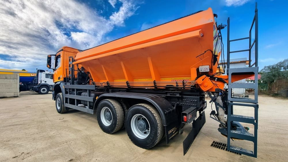 Mercedes-Benz AROCS 3333 6x6 - Vrachtwagen: afbeelding 4 Mercedes-Benz AROCS 3333 6x6 - Vrachtwagen: afbeelding 4