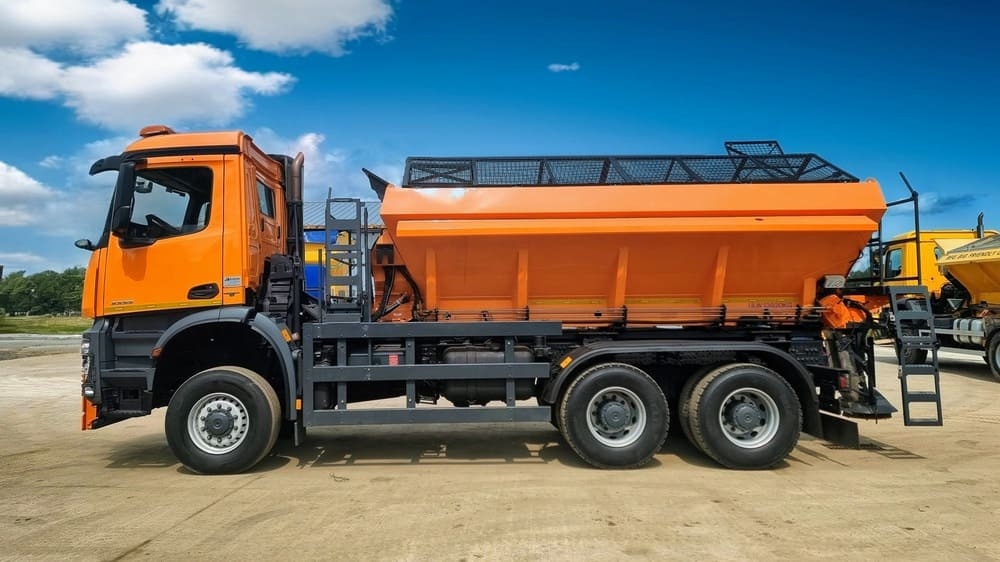 Mercedes-Benz AROCS 3333 6x6 - Vrachtwagen: afbeelding 2 Mercedes-Benz AROCS 3333 6x6 - Vrachtwagen: afbeelding 2