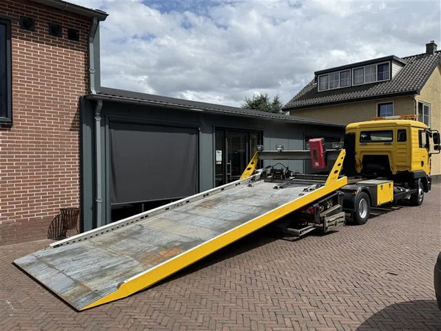MAN TGL 12.210 Towtruck Crewcab 6 Seats Brill Winch - Bergingsvoertuig: afbeelding 2 MAN TGL 12.210 Towtruck Crewcab 6 Seats Brill Winch - Bergingsvoertuig: afbeelding 2