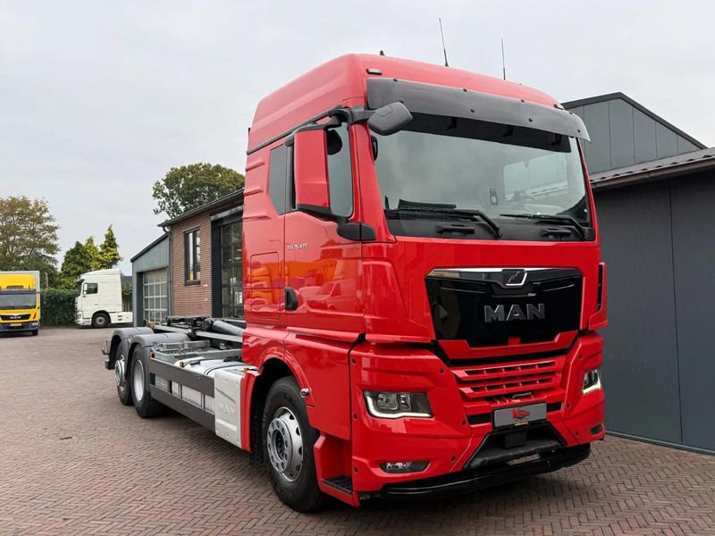 MAN TGX 26.470 Haakarm Systeem VDL Sleeper Fridge - Containertransporter/ Wissellaadbak vrachtwagen: afbeelding 1 MAN TGX 26.470 Haakarm Systeem VDL Sleeper Fridge - Containertransporter/ Wissellaadbak vrachtwagen: afbeelding 1