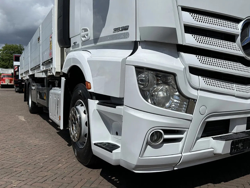 Mercedes-Benz Actros 2636 BDF OPEN LAADBAK CAMERA 380DKM - Vrachtwagen met open laadbak: afbeelding 5 Mercedes-Benz Actros 2636 BDF OPEN LAADBAK CAMERA 380DKM - Vrachtwagen met open laadbak: afbeelding 5