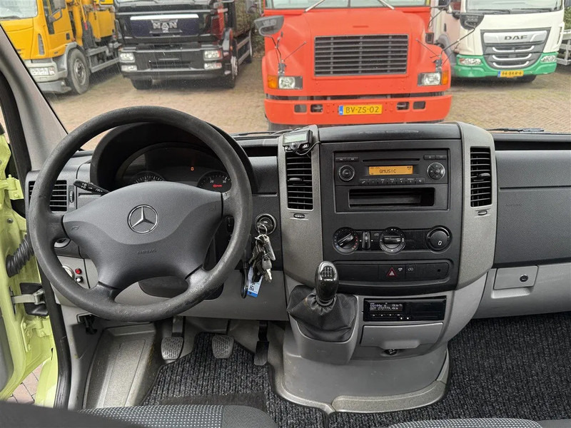 Mercedes-Benz Sprinter 519 3.0 V6 EURO 5 Be Trekker 3 Zits Cruise 8.8 Ton - Trekker: afbeelding 4 Mercedes-Benz Sprinter 519 3.0 V6 EURO 5 Be Trekker 3 Zits Cruise 8.8 Ton - Trekker: afbeelding 4