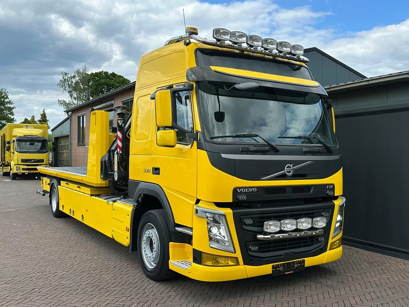 Volvo FM 330 TOWTRUCK FASSI CRANE WHEELLIFT gereserveerd - Bergingsvoertuig: afbeelding 1 Volvo FM 330 TOWTRUCK FASSI CRANE WHEELLIFT gereserveerd - Bergingsvoertuig: afbeelding 1
