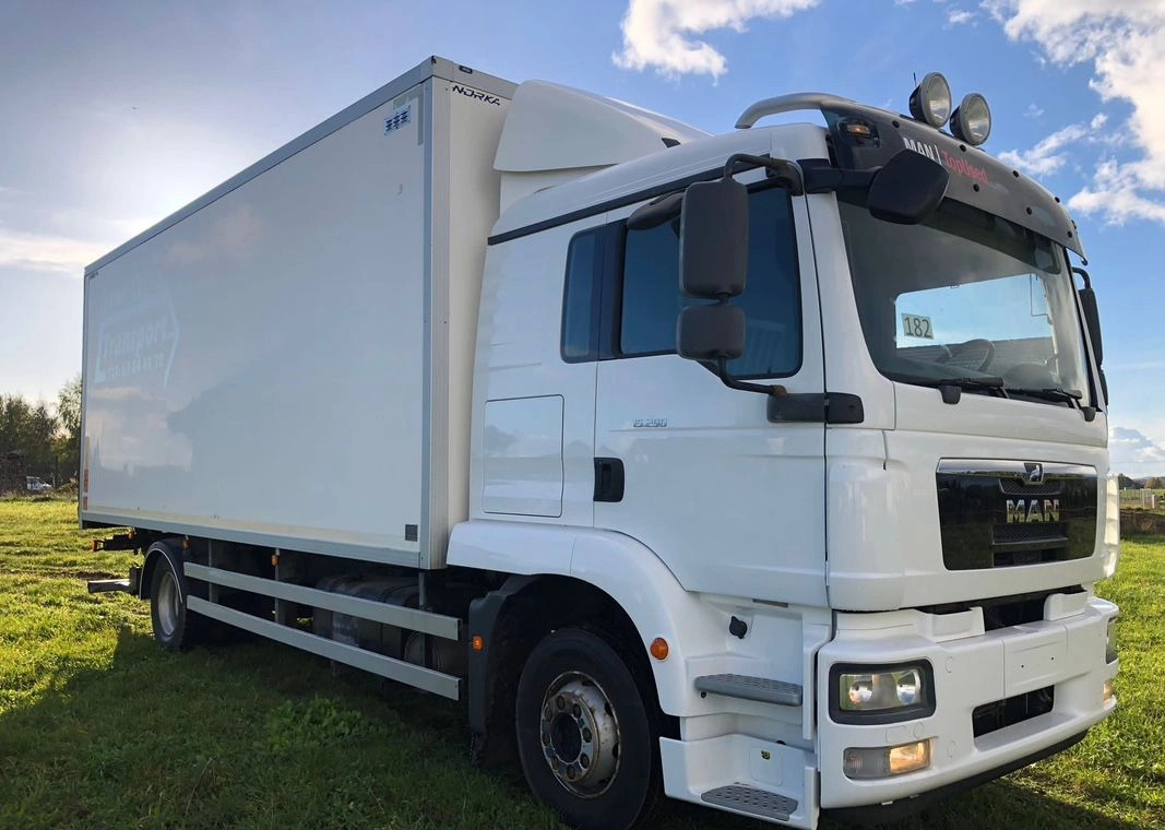 MAN 15.290 Winda Bok otwierany 18 Palet - Isotherm vrachtwagen: afbeelding 5 MAN 15.290 Winda Bok otwierany 18 Palet - Isotherm vrachtwagen: afbeelding 5