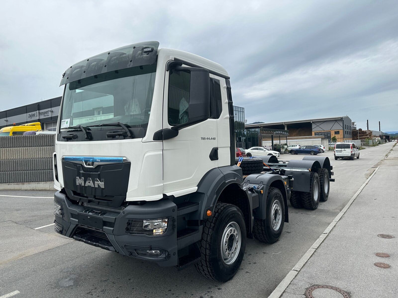 MAN 41.440 - Chassis vrachtwagen: afbeelding 2 MAN 41.440 - Chassis vrachtwagen: afbeelding 2