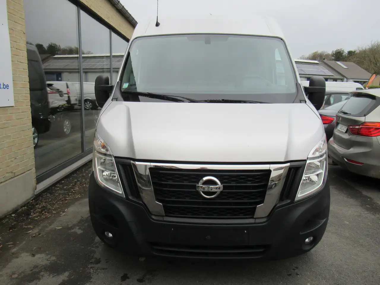 Nissan Interstar L2H2 clim navi 16500€+tva/btw - Andere machine: afbeelding 3 Nissan Interstar L2H2 clim navi 16500€+tva/btw - Andere machine: afbeelding 3