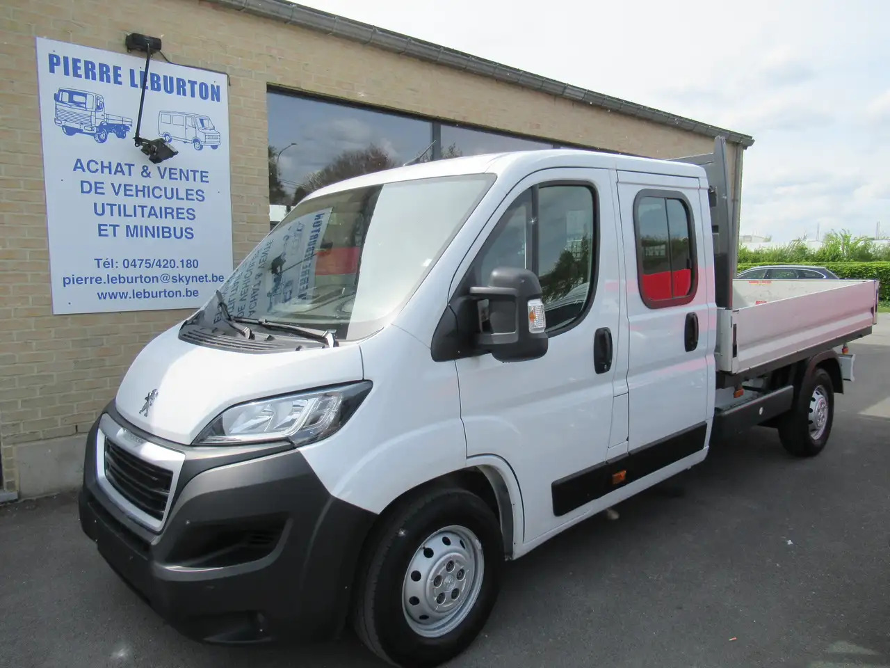 Peugeot Boxer DBLE CAB PICK_UP 165CV 19800€+TVA/BTW - Bestelwagen met open laadbak, Bestelwagen met dubbele cabine: afbeelding 1 Peugeot Boxer DBLE CAB PICK_UP 165CV 19800€+TVA/BTW - Bestelwagen met open laadbak, Bestelwagen met dubbele cabine: afbeelding 1