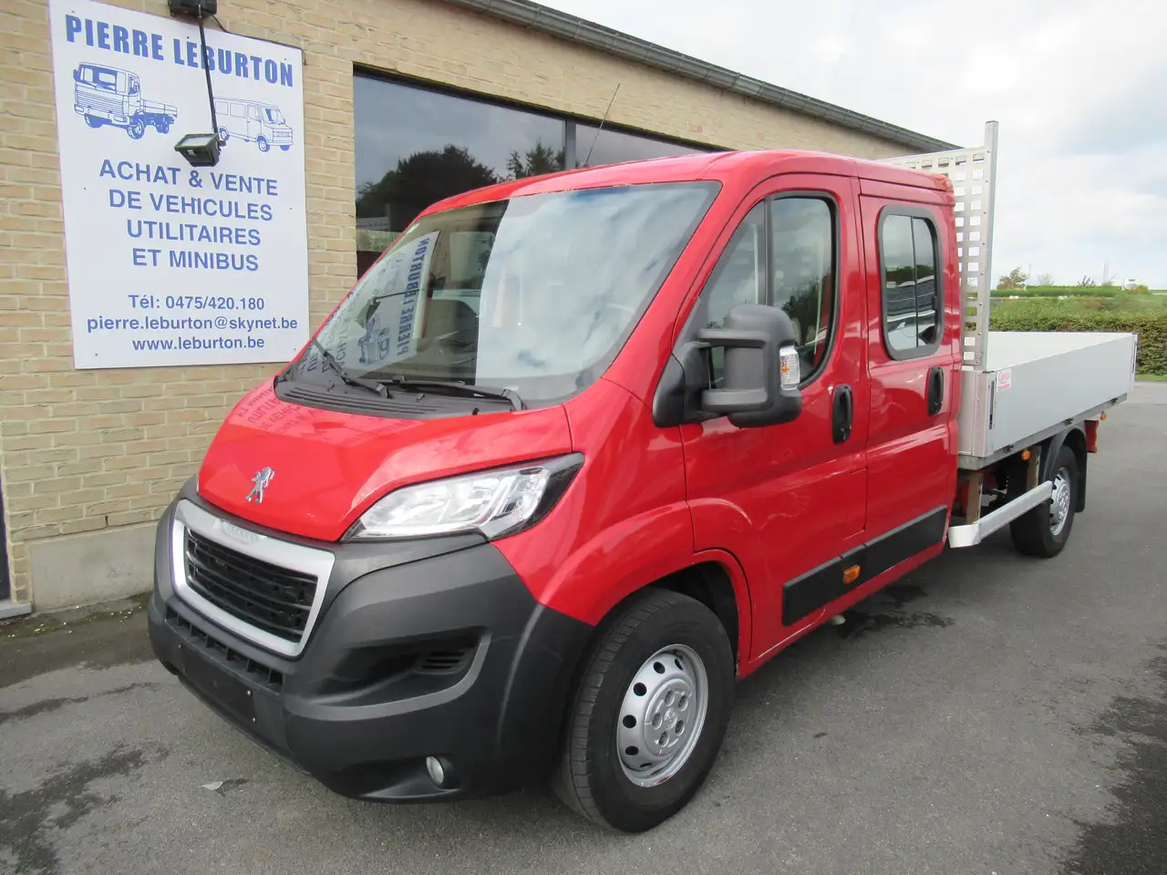 Peugeot Boxer DBLE CAB PLAT 12900€+TVA/BTW - Bestelwagen met open laadbak, Bestelwagen met dubbele cabine: afbeelding 1 Peugeot Boxer DBLE CAB PLAT 12900€+TVA/BTW - Bestelwagen met open laadbak, Bestelwagen met dubbele cabine: afbeelding 1