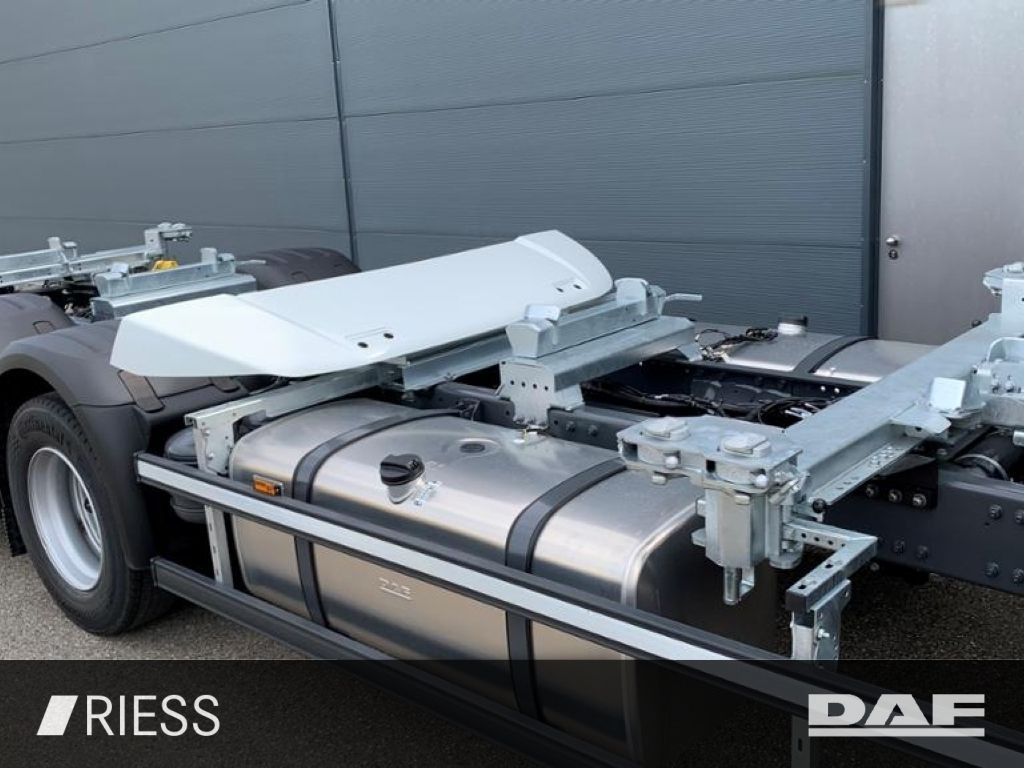 DAF XG 480 FAN 6X2 Multiwechsler 1120-1320 mm 2xAHK - Containertransporter/ Wissellaadbak vrachtwagen: afbeelding 4 DAF XG 480 FAN 6X2 Multiwechsler 1120-1320 mm 2xAHK - Containertransporter/ Wissellaadbak vrachtwagen: afbeelding 4