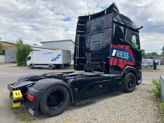 DAF XG 530 FT Vollluft Leder Kamera SpurH DAF XG 530 FT Vollluft Leder Kamera - Trekker: afbeelding 4 DAF XG 530 FT Vollluft Leder Kamera SpurH DAF XG 530 FT Vollluft Leder Kamera - Trekker: afbeelding 4