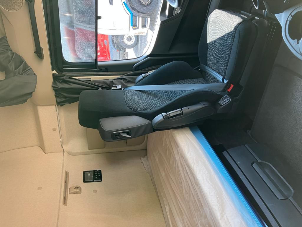 Mercedes-Benz Actros 1851 LS 4x2 - Trekker: afbeelding 5 Mercedes-Benz Actros 1851 LS 4x2 - Trekker: afbeelding 5