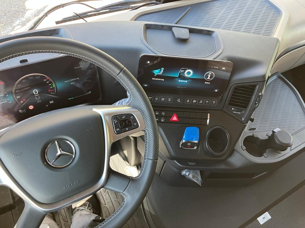 Mercedes-Benz Actros 1851 LS 4x2 - Trekker: afbeelding 4 Mercedes-Benz Actros 1851 LS 4x2 - Trekker: afbeelding 4