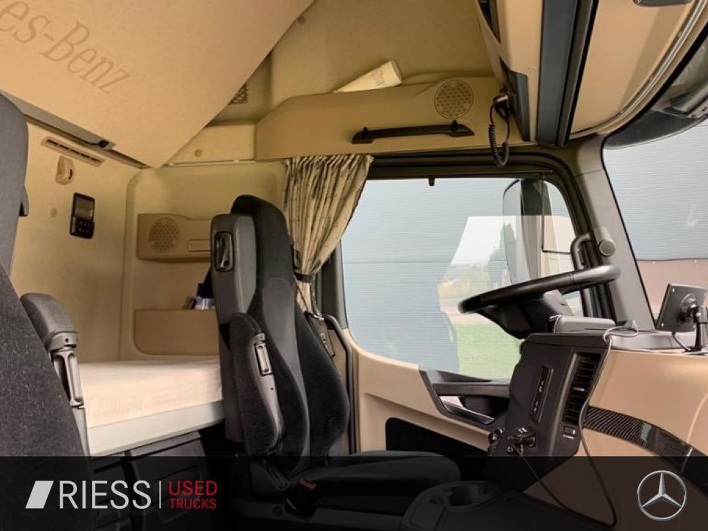 Mercedes-Benz Actros Edition 2 BiXenon KlimaA Navi Massage - Trekker: afbeelding 5 Mercedes-Benz Actros Edition 2 BiXenon KlimaA Navi Massage - Trekker: afbeelding 5