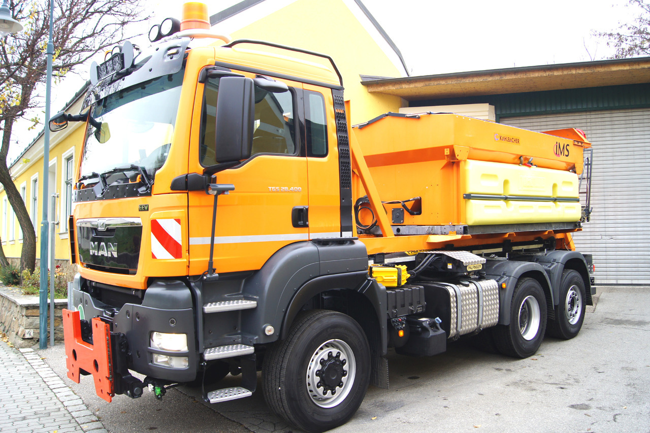 MAN TGS 28.400 BL 6x4-4/TÜV/PALIFT/Winterdienst/Salzstreuer/Streuer/Schneepflug - Sneeuwruimer: afbeelding 3 MAN TGS 28.400 BL 6x4-4/TÜV/PALIFT/Winterdienst/Salzstreuer/Streuer/Schneepflug - Sneeuwruimer: afbeelding 3