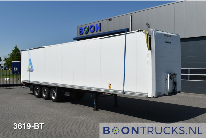 Schmitz Cargobull SCB*S3B | DAMAGED / SCHADE * TAIL LIFT (WORKING) * DISC BRAKES - Gesloten oplegger: afbeelding 4 Schmitz Cargobull SCB*S3B | DAMAGED / SCHADE * TAIL LIFT (WORKING) * DISC BRAKES - Gesloten oplegger: afbeelding 4