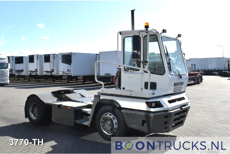 Terberg YT222 4x2 | TERMINAL TRUCK * NL KENTEKEN - Terminal trekker: afbeelding 3 Terberg YT222 4x2 | TERMINAL TRUCK * NL KENTEKEN - Terminal trekker: afbeelding 3