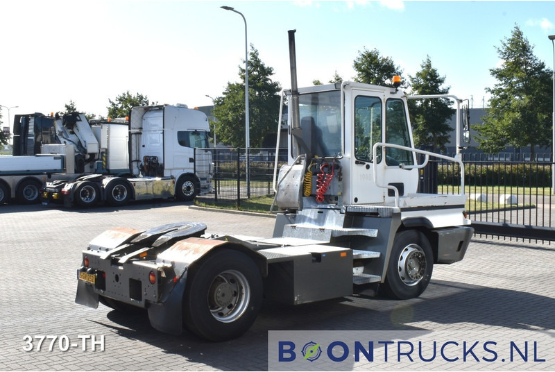 Terberg YT222 4x2 | TERMINAL TRUCK * NL KENTEKEN - Terminal trekker: afbeelding 5 Terberg YT222 4x2 | TERMINAL TRUCK * NL KENTEKEN - Terminal trekker: afbeelding 5