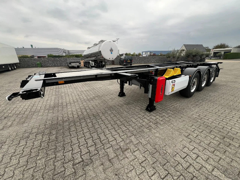 Van Hool NEW 20FT SWAP ADR FL,AT, EXII,EXIII LIFTACHSE TPMS 6x (optional with tank container) - Containertransporter/ Wissellaadbak oplegger: afbeelding 1 Van Hool NEW 20FT SWAP ADR FL,AT, EXII,EXIII LIFTACHSE TPMS 6x (optional with tank container) - Containertransporter/ Wissellaadbak oplegger: afbeelding 1
