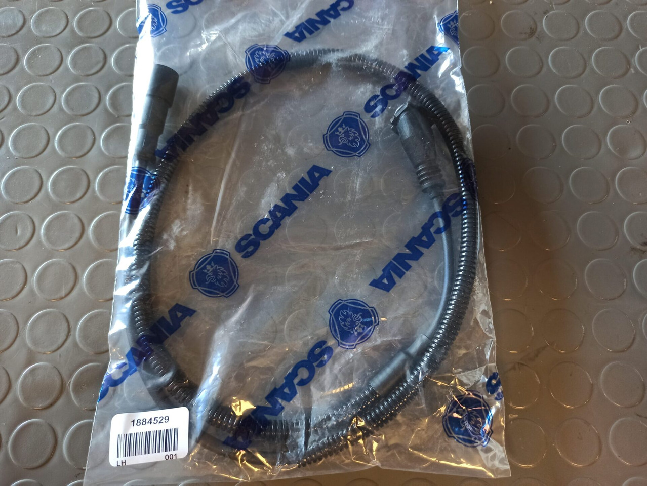 SCANIA CABLE HARNESS 1884529 - Kabels/ Draden voor Vrachtwagen: afbeelding 1 SCANIA CABLE HARNESS 1884529 - Kabels/ Draden voor Vrachtwagen: afbeelding 1