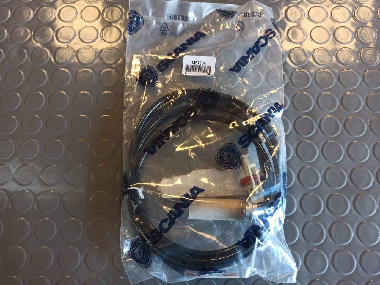 SCANIA ROTATIONAL SPEED SENSOR - 1457304 - Sensor voor Vrachtwagen: afbeelding 1 SCANIA ROTATIONAL SPEED SENSOR - 1457304 - Sensor voor Vrachtwagen: afbeelding 1