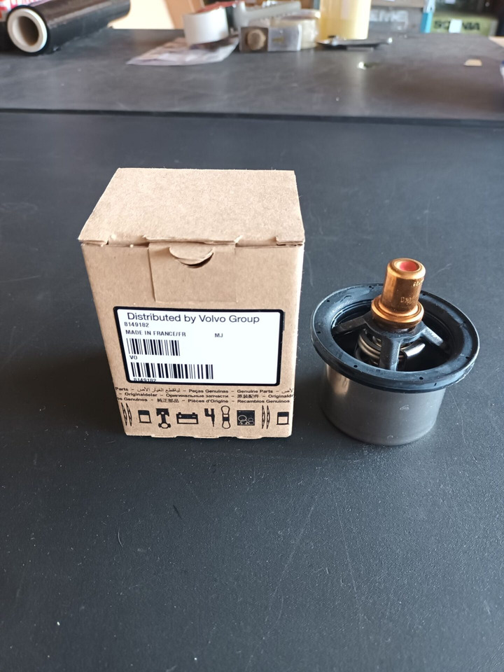 VOLVO THERMOSTAT 8149182 - Thermostaat voor Vrachtwagen: afbeelding 1 VOLVO THERMOSTAT 8149182 - Thermostaat voor Vrachtwagen: afbeelding 1