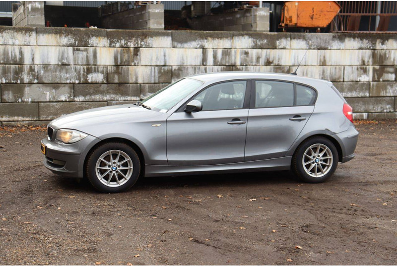 BMW 1 Serie 116i - Sedan: afbeelding 1 BMW 1 Serie 116i - Sedan: afbeelding 1