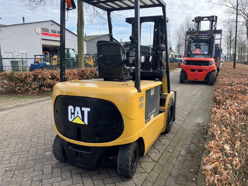 Caterpillar EP30K - Elektrische heftruck: afbeelding 5 Caterpillar EP30K - Elektrische heftruck: afbeelding 5