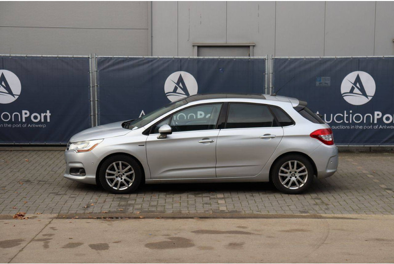 Citroën C4 - Sedan: afbeelding 2 Citroën C4 - Sedan: afbeelding 2