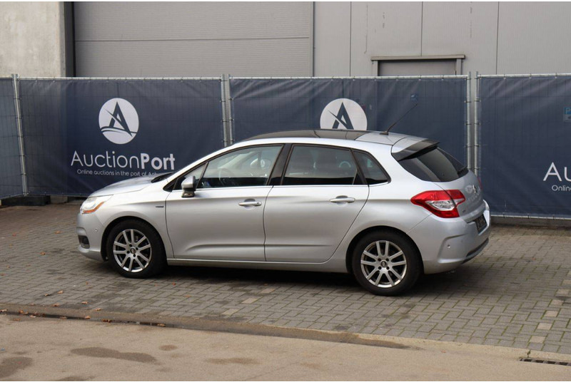 Citroën C4 - Sedan: afbeelding 3 Citroën C4 - Sedan: afbeelding 3