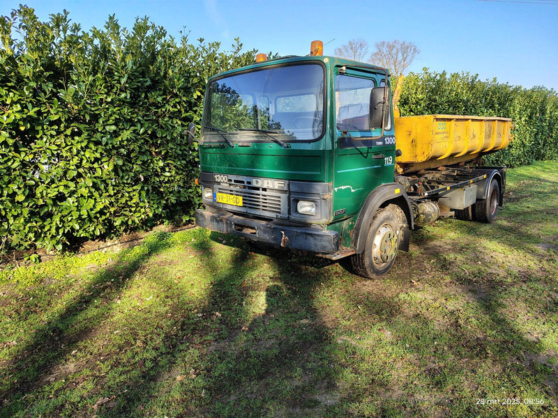 DAF 1300 - Vrachtwagen met open laadbak: afbeelding 2 DAF 1300 - Vrachtwagen met open laadbak: afbeelding 2