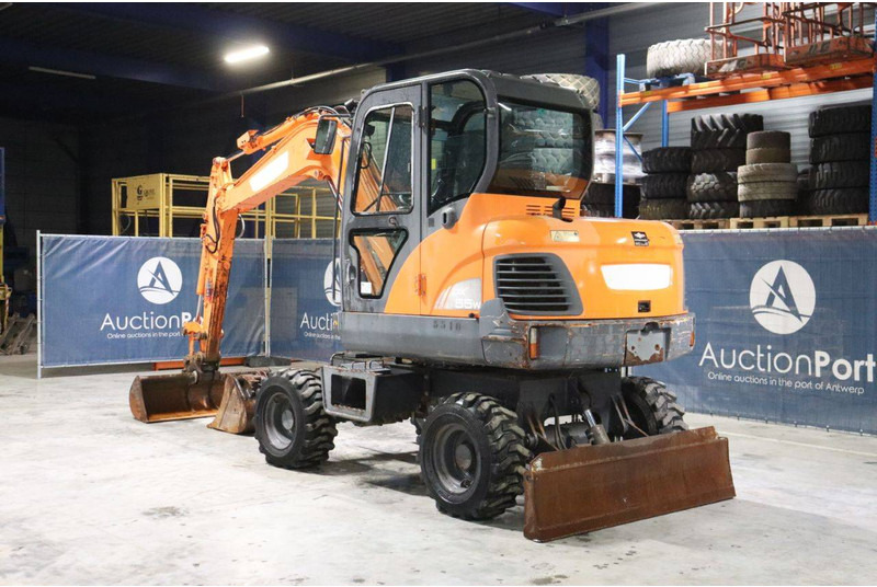 Doosan DX55WK - Mobiele graafmachine: afbeelding 3 Doosan DX55WK - Mobiele graafmachine: afbeelding 3
