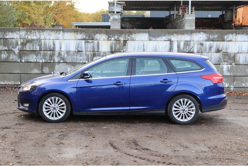 Ford Focus - Sedan: afbeelding 2 Ford Focus - Sedan: afbeelding 2