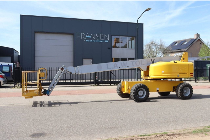 Genie S-65 - Telescoophoogwerker: afbeelding 1 Genie S-65 - Telescoophoogwerker: afbeelding 1