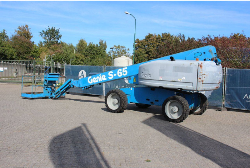 Genie S-65 - Telescoophoogwerker: afbeelding 3 Genie S-65 - Telescoophoogwerker: afbeelding 3